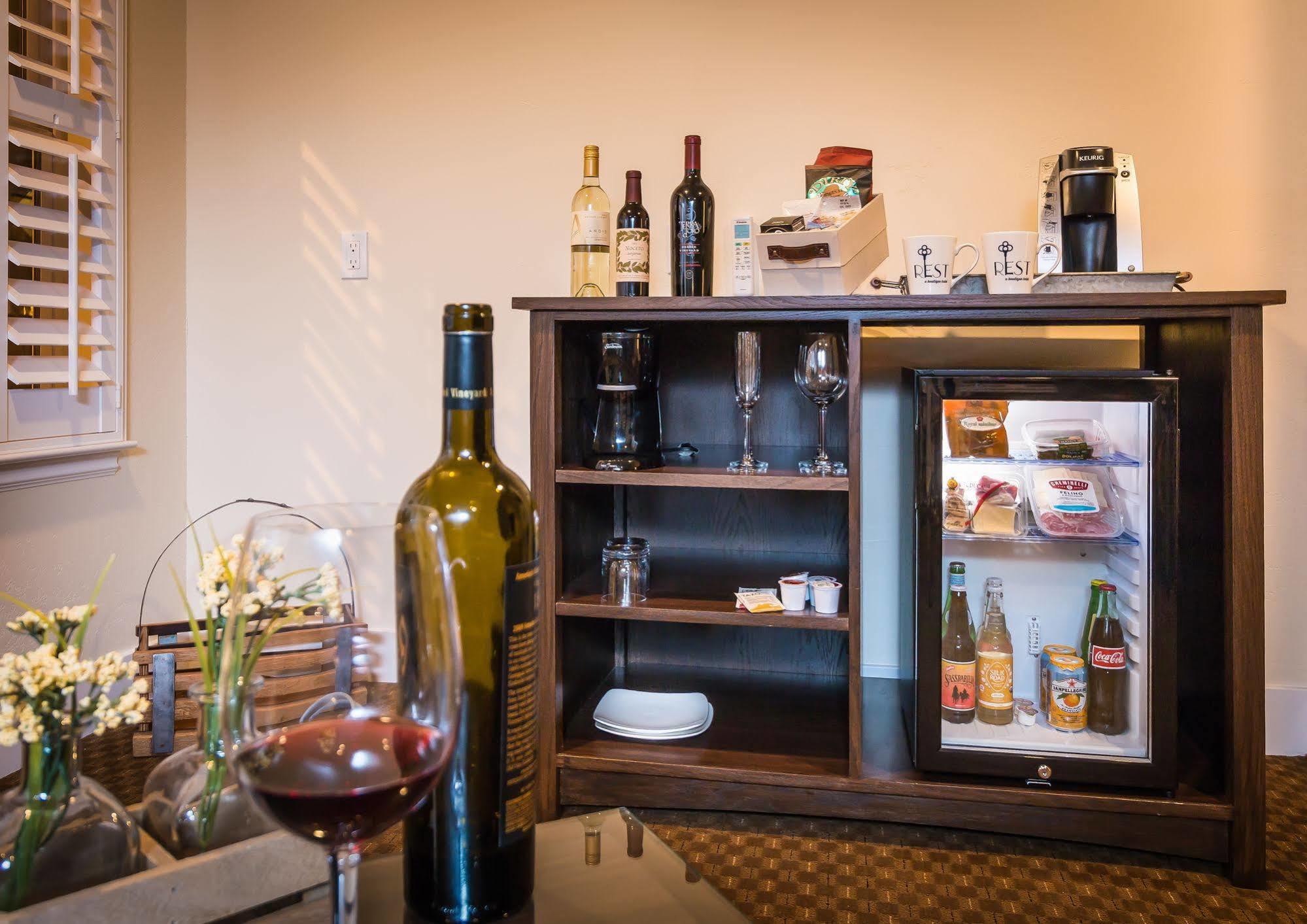 Rest, A Boutique Hotel Plymouth Екстериор снимка